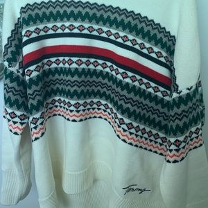 Tommy Hilfiger Sweater *New*